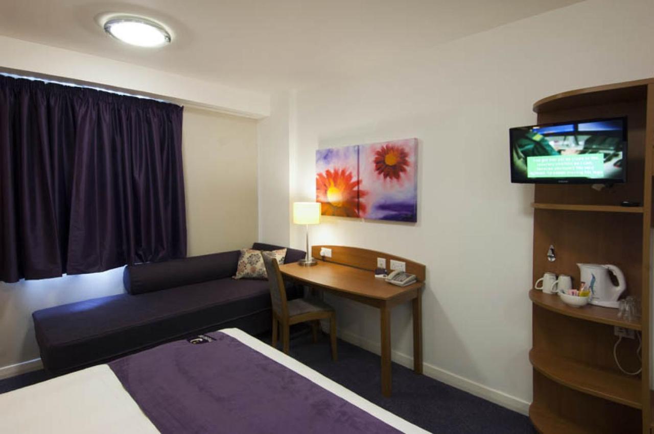 Premier Inn London Croydon Town Centre Chambre photo